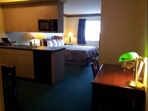 GuestHouse Inn & Suites Kelso - Kelso