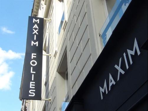 Hotel Maxim Folies - Paris - Building