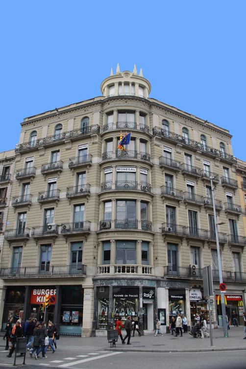 Medium Monegal - Barcelona - Building