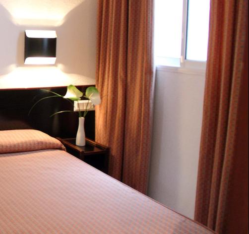 Medium Monegal - Barcelona - Bedroom