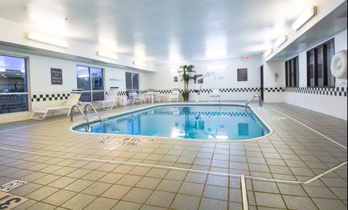 Comfort Inn - Marion - Pool