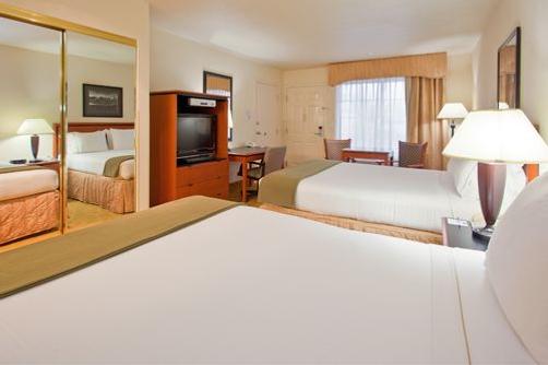Atherton Park Inn and Suites - Redwood City - Bedroom