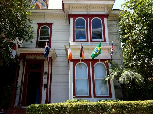 International Travelers House Adventure Hostel - San Diego