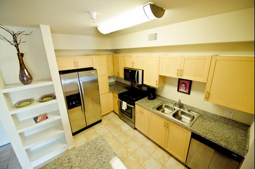 The Hollywood Madonna Apartment - Los Angeles