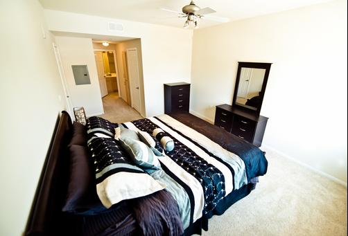The Hollywood Madonna Apartment - Los Angeles