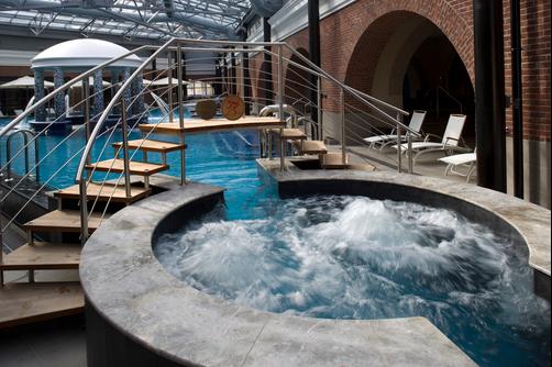 Solo Sokos Hotel Palace Bridge - Saint Petersburg - Pool