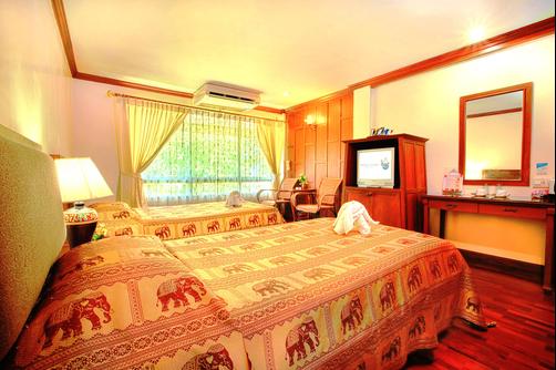 Royal Ivory Bangkok - Bangkok