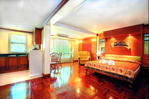 Royal Ivory Bangkok - Bangkok