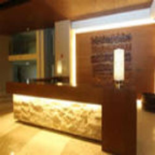 Crown Regency Resort & Convention Center - Boracay Island - Front desk