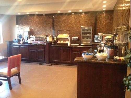 Comfort Inn - Emporia - Food