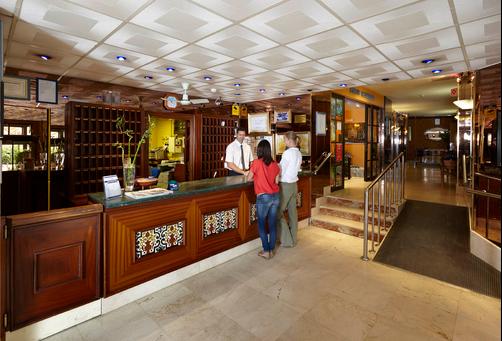 Apartamentos Jabega - Fuengirola - Front desk