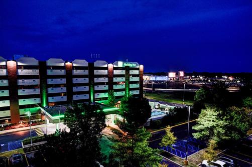 Holiday Inn Bensalem-Philadelphia Area - Bensalem Township - Building