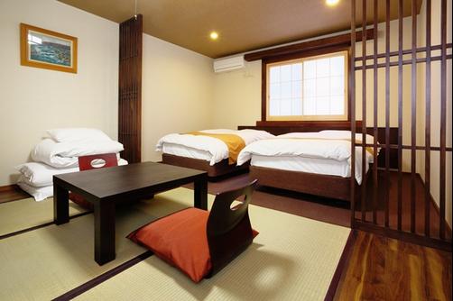 Ashinoko Ichinoyu - Hakone - Bed