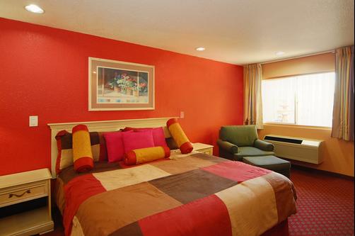 Imperial Inn - Oakland - King bedroom