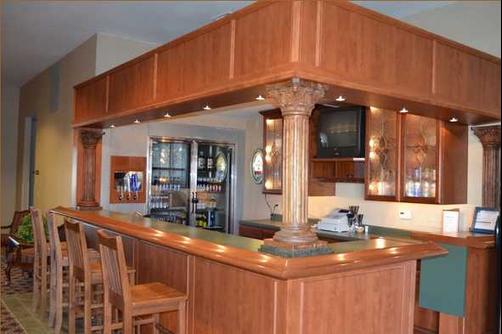 Centerstone Inn & Suites - Maquoketa - Bar