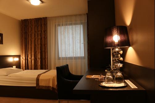 Hotel Evropa - Celje - Bedroom