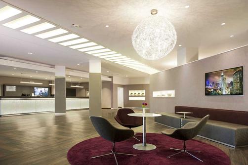 Mercure Hotel Düsseldorf Kaarst - Kaarst - Building
