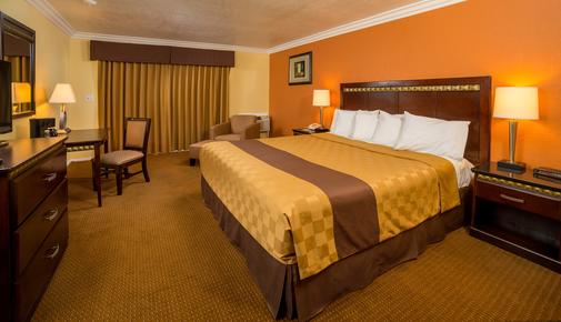 Days Inn Palm Springs - Palm Springs - King bedroom
