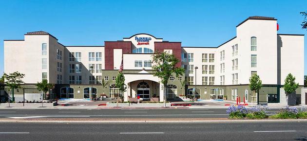Fairfield Inn and Suites by Marriott San Francisco Airport Millbrae - Millbrae - Building