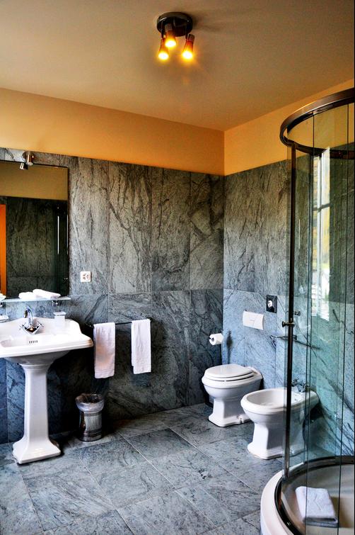 Hotel Bernina 1865 - Samedan - Bathroom