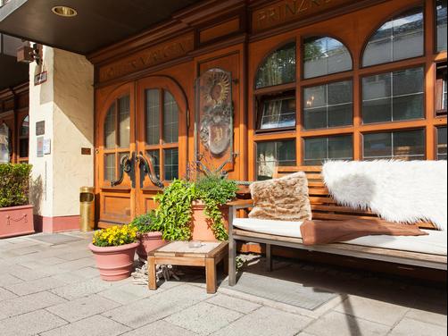 Hotel Prinzregent am Friedensengel - Munich - Outdoors view
