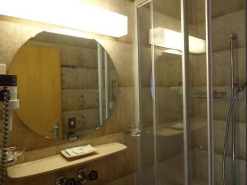 Hotel City - Delemont - Bathroom