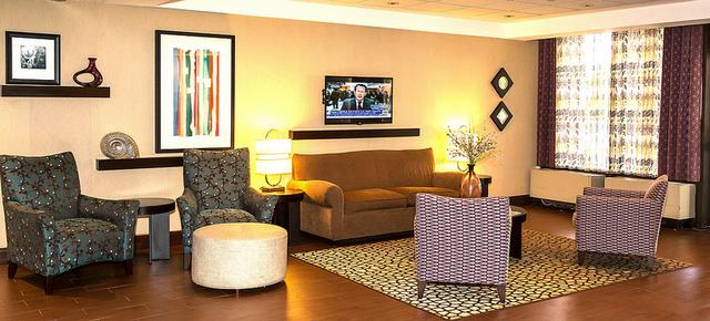 Holiday Inn Express Worcester Downtown - Worcester - Lobby