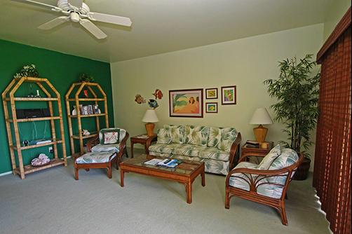 Castle Kaha Lani Resort - Lihue - Living room