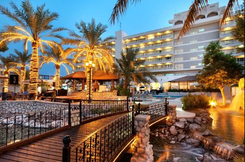Hilton Al Ain - Al Ain - Building