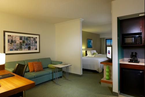 SpringHill Suites by Marriott Newark Liberty International Airport - Newark - Bedroom