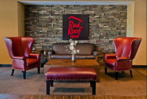 Red Roof Plus+ Boston - Logan - Saugus - Lobby