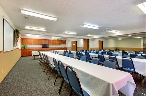 Super 8 Lincoln/Cornhusker Hwy - Lincoln - Conference room