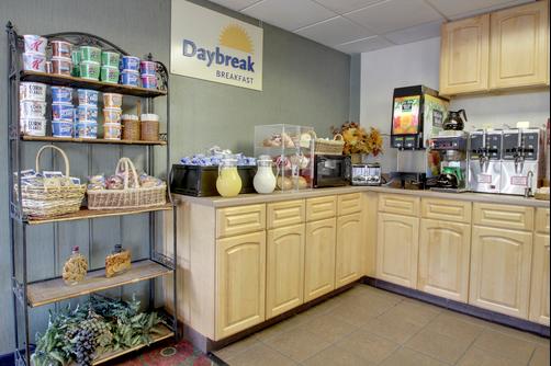 Days Inn Cedar Falls- University Plaza - Cedar Falls - Restaurant