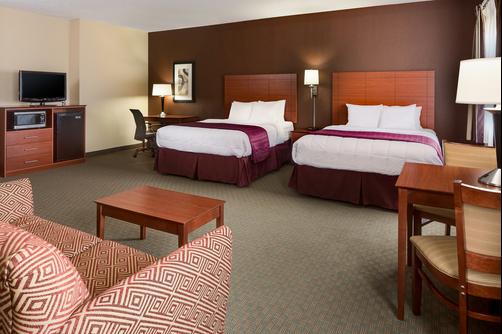 Quality Inn Sheboygan - Sheboygan - Bedroom