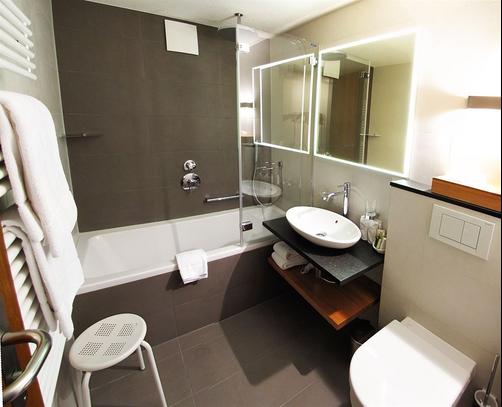 Hotel Allalin - Saas Fee - Bathroom