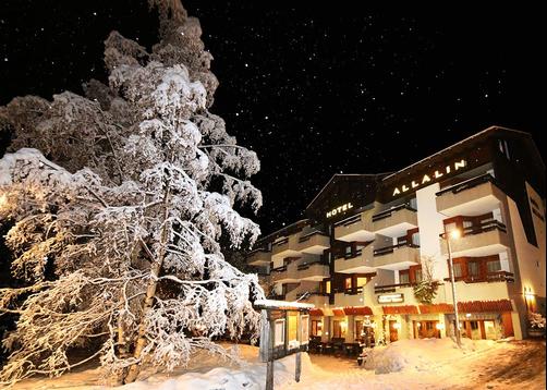 Hotel Allalin - Saas Fee - Building