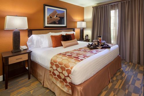 Holiday Inn Club Vacations Las Vegas - Desert Club Resort - Las Vegas - Bedroom