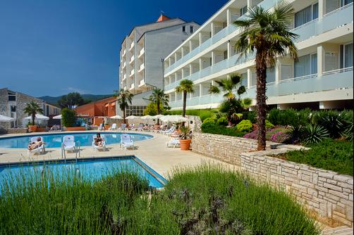 Miramar Hotel - Rabac - Building