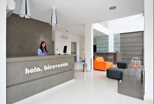 Hotel LP Santa Cruz - Santa Cruz de la Sierra - Front desk
