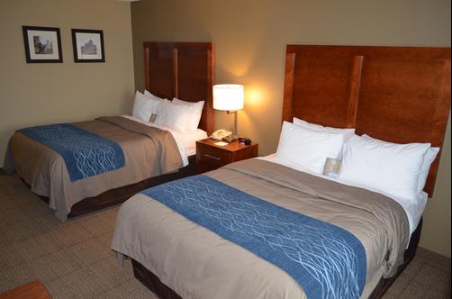 Comfort Inn - Moberly - Bedroom