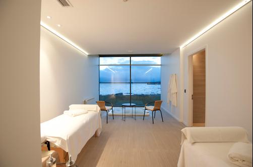 The Singular Patagonia - Puerto Natales