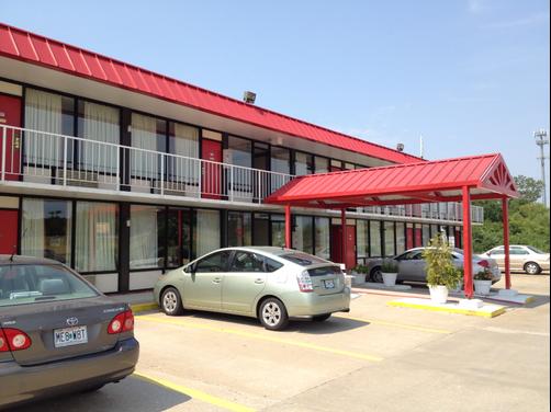 Econo Lodge - Oak Grove