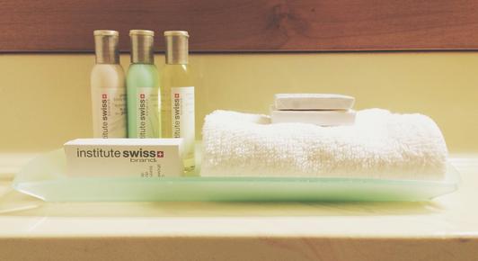 Greenbrier Hotel - Vancouver - Bathroom