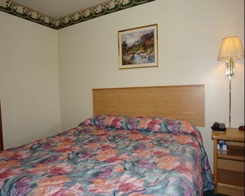 Cle Elum Travelers Inn - Cle Elum
