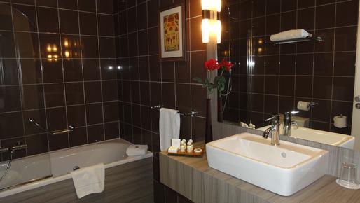 Splendid Hotel - Annecy - Bedroom