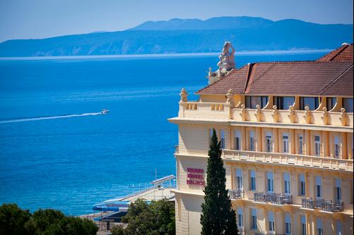 Palace Bellevue - Opatija - Building