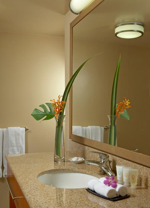 Aqua Waikiki Pearl - Honolulu - Bathroom