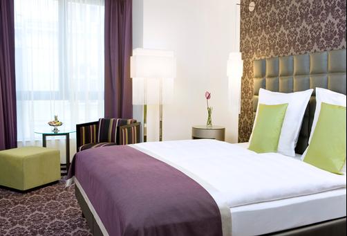 Steigenberger Hotel Herrenhof - Vienna - Bedroom