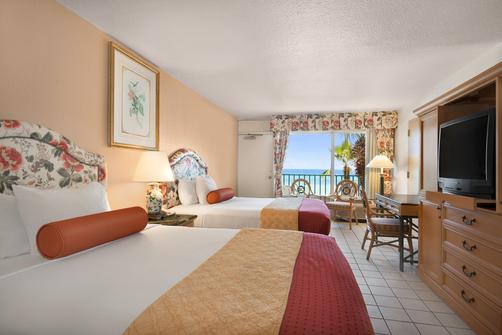 Days Inn Panama City Beach/Ocean Front - Panama City Beach - Bedroom
