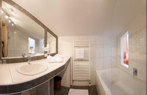 Aktiv Panoramahotel Daniel - Oetz - Bathroom